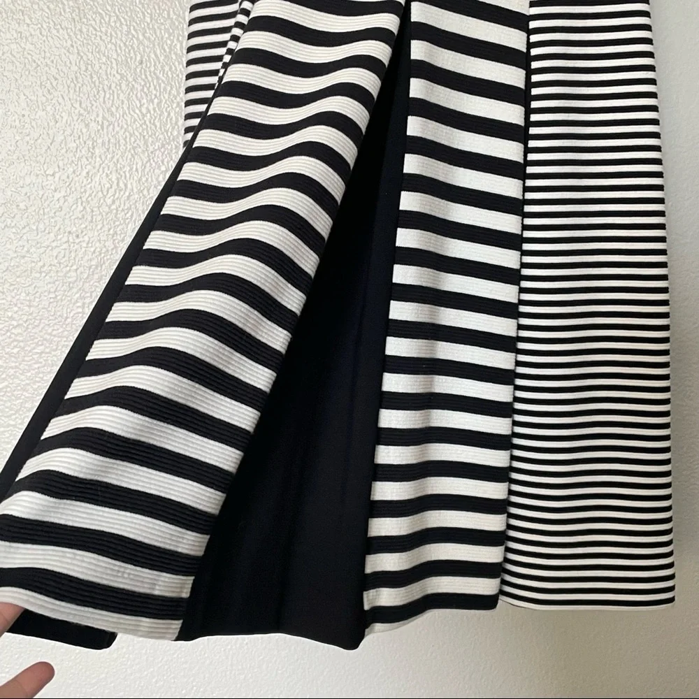 NWT Banana Republic Knit Short Sleeve Faille Black/White Striped Dress Size 2 - Picture 7 of 10